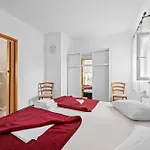 Jurica - Sea View & Boat Mooring Apartment *