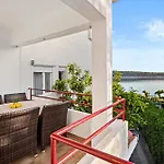 Jurica - Sea View & Boat Mooring