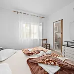 Apartment Jurica - Sea View & Boat Mooring Barbat na Rabu