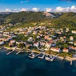 Jurica - Sea View & Boat Mooring *