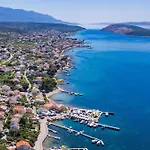 Jurica - Sea View & Boat Mooring Barbat na Rabu