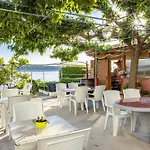 Apartment Jurica - Sea View & Boat Mooring *