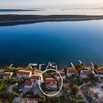 Jurica - Sea View & Boat Mooring *