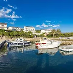Jurica - Sea View & Boat Mooring