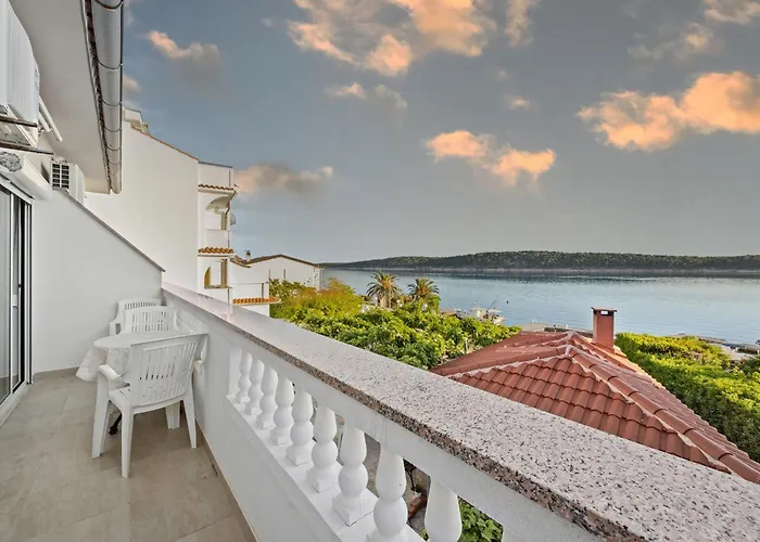 Jurica - Sea View & Boat Mooring Barbat na Rabu