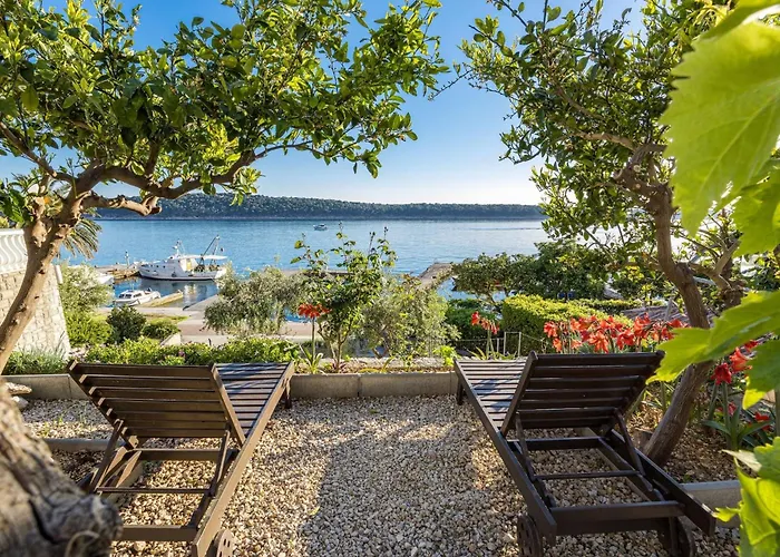 Jurica - Sea View & Boat Mooring Apartman *