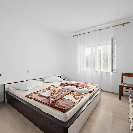 Jurica - Sea View & Boat Mooring Apartman