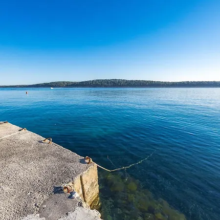 Jurica - Sea View & Boat Mooring *