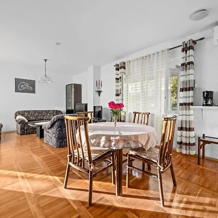 Apartment Jurica - Sea View & Boat Mooring Barbat na Rabu